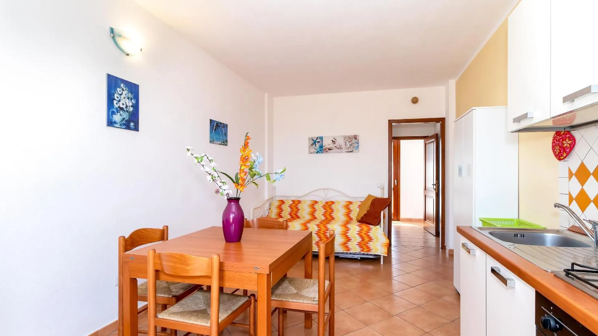 Casa Sulla Scogliera Isola Rossa Lägenhet